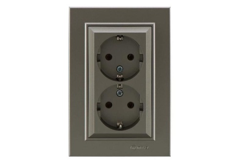 Розетка 2-м СП Karea 16А IP20 с/з зел. Makel 56052082