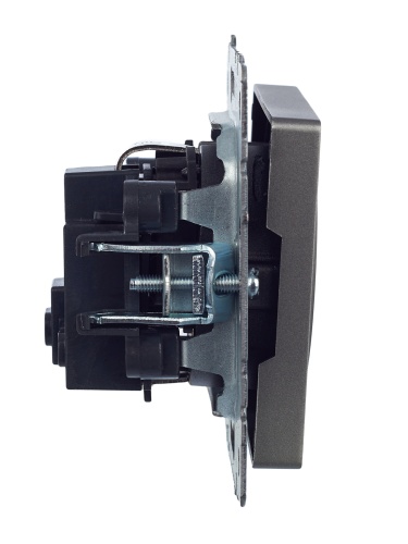 BRITE Розетка 1-местная с заземлением с защитными шторками 16А РС14-1-0-БрС сталь | код BR-R14-16-K46 | IEK фото 7