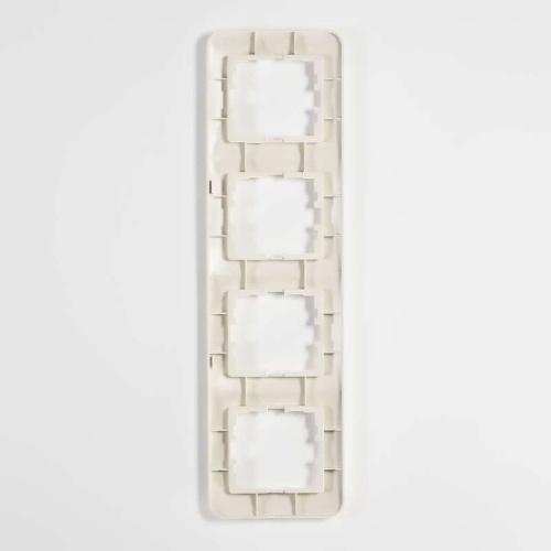 Рамка 4-м Karina Life вертикал. крем. LEZARD 708-0300-154 фото 3