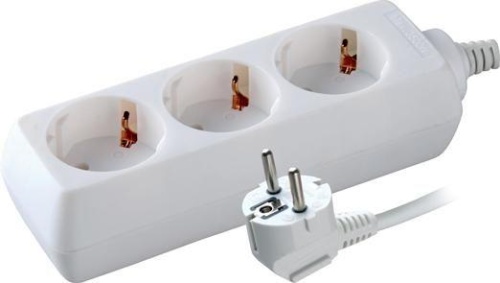 Удлинитель 3х3м с заземл. 16А IP20 S 3х3-Z 2.2кВт Volsten 9313 Удлинитель 3х3м с заземл. 16А IP20 S 3х3-Z 2.2кВт Volsten 9313