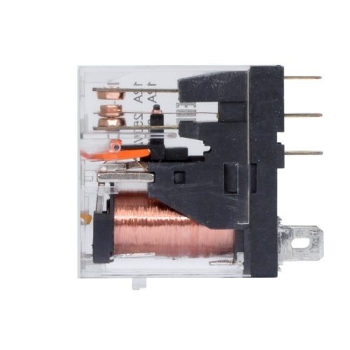 Реле миниатюрное промышленное, 1CO, ком. ток 12А, AgSnO2, напряжение 230V AC, опция: светодиод | код IR-230AC-1CO | DKC