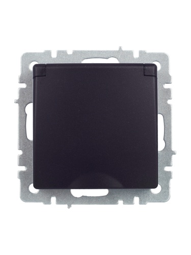 BRITE Розетка 1-местная с заземлением с защитными шторками и крышкой 16А IP44 РСбш10-3-44-БрЧ черный | код BR-R16-16-44-K02 | IEK фото 6 BRITE Розетка 1-местная с заземлением с защитными шторками и крышкой 16А IP44 РСбш10-3-44-БрЧ черный | код BR-R16-16-44-K02 | IEK фото 6