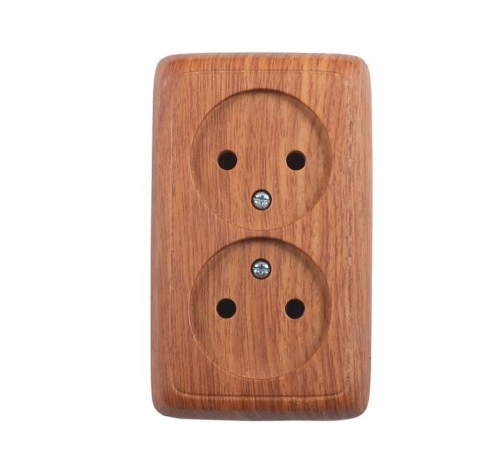 Розетка двойная наружная со шторками с изоляционной пластиной дуб | код РА16-144-05 | HEGEL