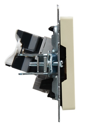 BRITE Розетка двойная RJ11+RJ45 кат.5E РК/Т12-БрКр бежевый | код BR-KT20-O-1-K10 | IEK фото 5