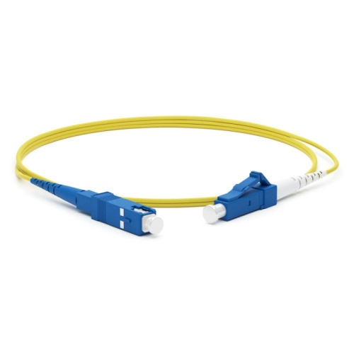 Патч-корд оптический LANMASTER, LSZH, симплексный, LC/UPC-SC/UPC, SM OS2, 0.5 м | код LAN-LC-SC/SU-0.5 | LANMASTER