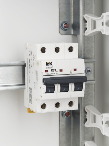 ARMAT Автоматический выключатель M10N 3P C 63А | код AR-M10N-3-C063 | IEK  фото 8