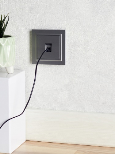 BRITE Розетка компьютерная RJ45 кат.5E РК10-БрС сталь | код BR-K10-1-K46 | IEK фото 7 BRITE Розетка компьютерная RJ45 кат.5E РК10-БрС сталь | код BR-K10-1-K46 | IEK фото 7