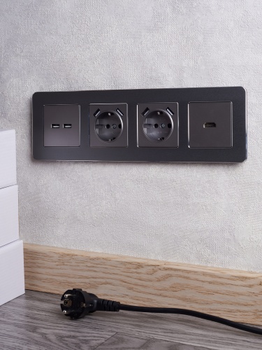 BRITE Роз. с з/к/ш 16А с USB A+A 3,1А РЮш10-2-БрС сталь IEK | код BR-R14-16-U21-D31-K46 | IEK фото 8 BRITE Роз. с з/к/ш 16А с USB A+A 3,1А РЮш10-2-БрС сталь IEK | код BR-R14-16-U21-D31-K46 | IEK фото 8