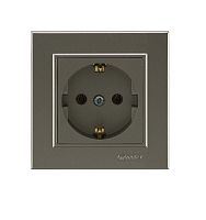 Розетка 1-м СП Karea 16А IP20 с/з зел. Makel 56052028