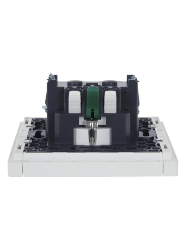 FORTE&PIANO Роз. с з/к з/ш б/к 16А FP213 бел. IEK | код FP-R14-16-1-K01 | IEK фото 4 FORTE&PIANO Роз. с з/к з/ш б/к 16А FP213 бел. IEK | код FP-R14-16-1-K01 | IEK фото 4