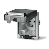 Розетка встраиваемая 16A, SCHUKO с шторками 2P+E, 200_250VAC 50/60Hz, уст. 70x87(84x106)mm с дораб., IP66, серия DOMOPLUS | код 570.6407 | Scame