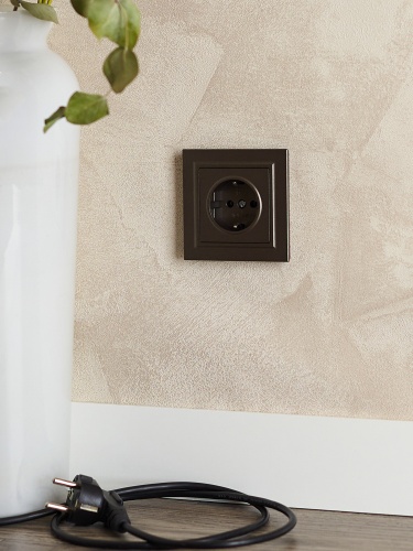 BRITE Рамка 1-местная IP44 РУ-1-БрТБ-44 темная бронза | код BR-M12-44-K45 | IEK фото 4