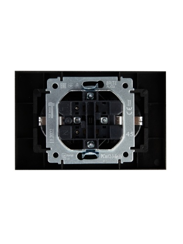 BRITE Розетка 2-местная с заземлением с защитными шторками 16А в сборе РСш12-3-БрТБ темная бронза | код BR-R24-16-K45-F | IEK фото 3