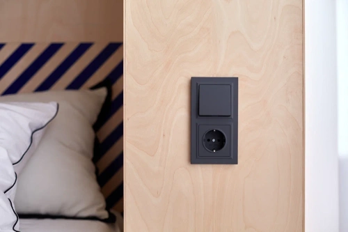 BRITE Выключатель 1-клавишный 10А ВС10-1-0-БрГ графит | код BR-V10-0-10-K53 | IEK фото 2 BRITE Выключатель 1-клавишный 10А ВС10-1-0-БрГ графит | код BR-V10-0-10-K53 | IEK фото 2