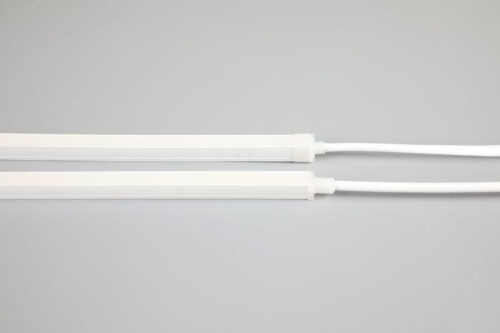 Лента светодиодная NEON 9Вт/м 4000К IP67 3D 15х16мм 110град. (уп.20м) VARTON VLS-67-090-0020-15-DU-40