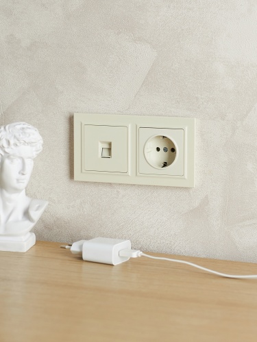 BRITE Рамка 2-местная РУ-2-БрКр бежевый | код BR-M22-K10 | IEK фото 3 BRITE Рамка 2-местная РУ-2-БрКр бежевый | код BR-M22-K10 | IEK фото 3